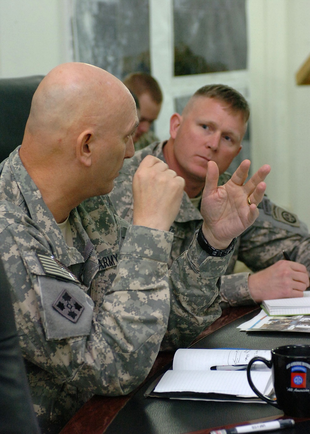 U.S. Forces-Iraq commander meets with Ramadi advise and assist paratroopers