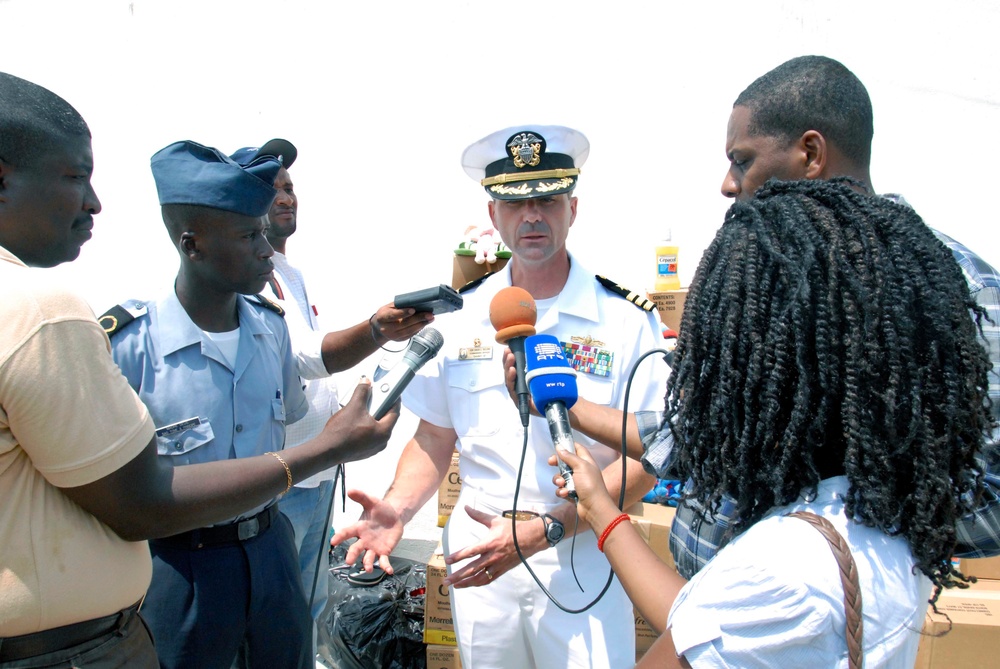 USS Samuel B. Roberts in Sao Tome and Principe