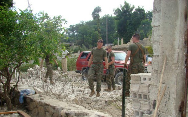 Blogs, Twitter Helps 22nd Marine Expeditionary Unit in Crisis Response