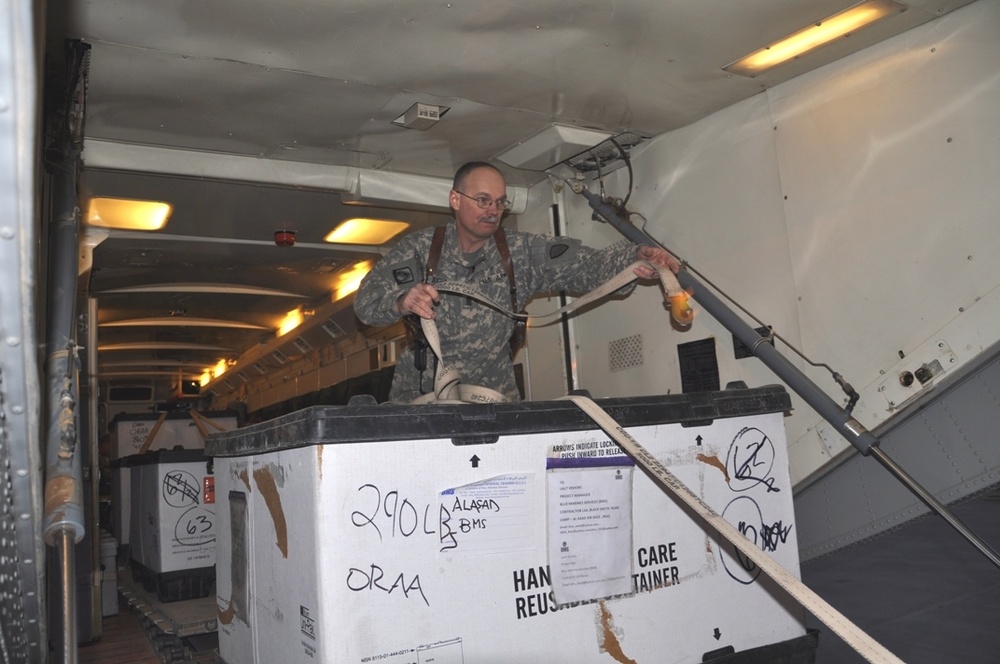Soldiers Praise 'workhorse' Aircraft