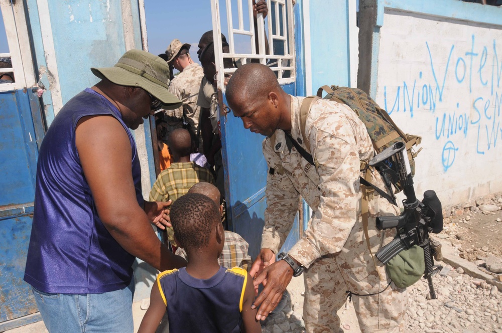 Sailors continue aid mission in Haiti