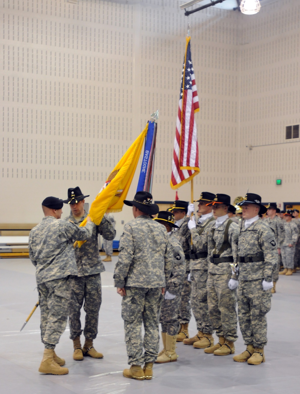 Hermeling hands over reigns of cavalry squadron