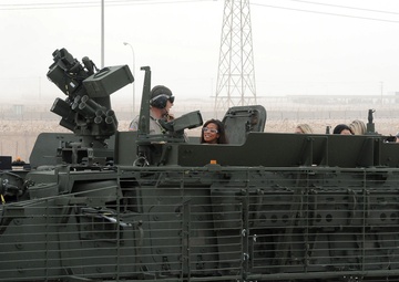 Redskins cheerleaders boost troop spirits