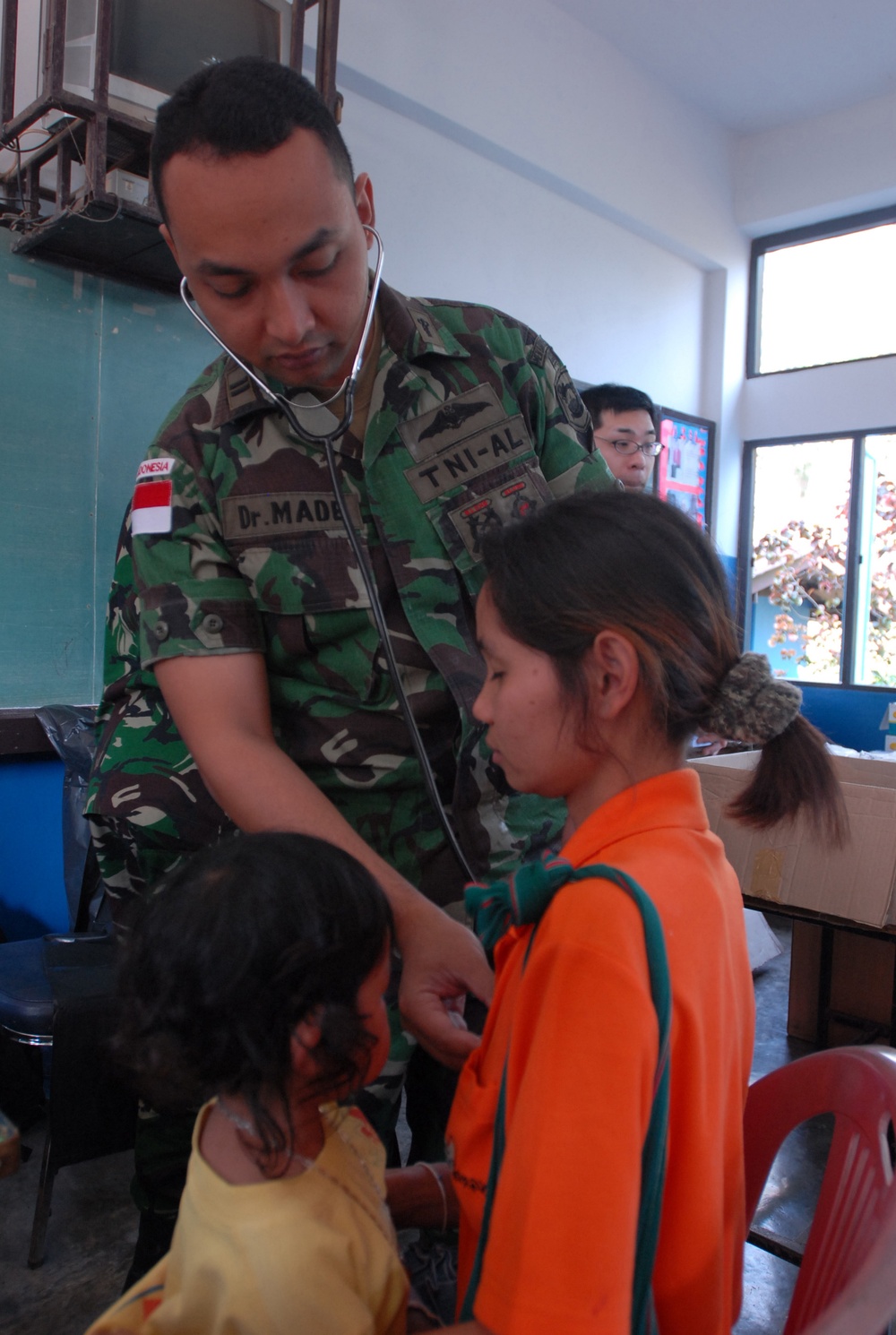 Medical personnel host MEDCAPs throughout Thailand