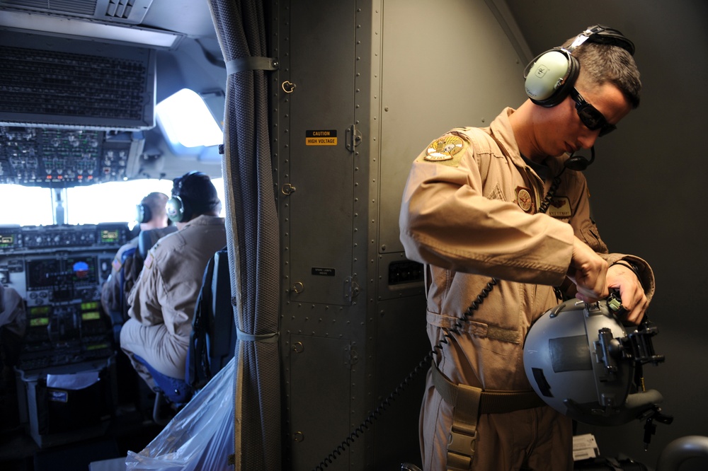 Airmen make deliveries