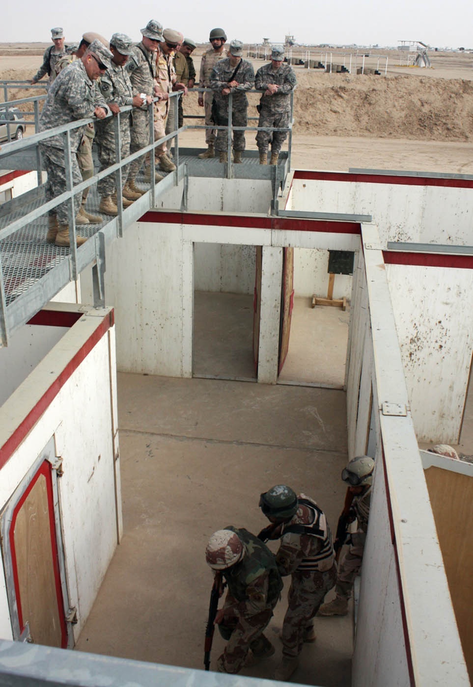 Engineer staff tours Iraqi training center at Besmaya