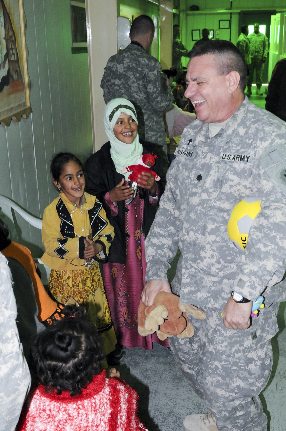 Soldiers Donate Toys to Iraqi Children