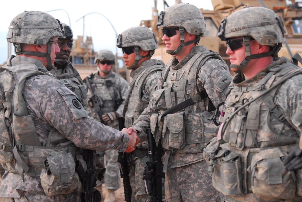 'Self-destructing coins' motivate Soldiers