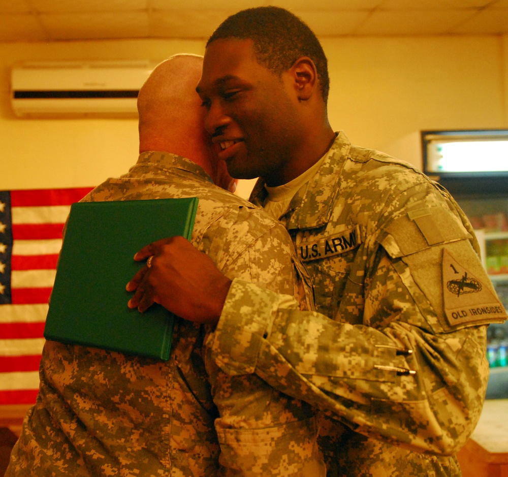 'Self-destructing coins' motivate Soldiers