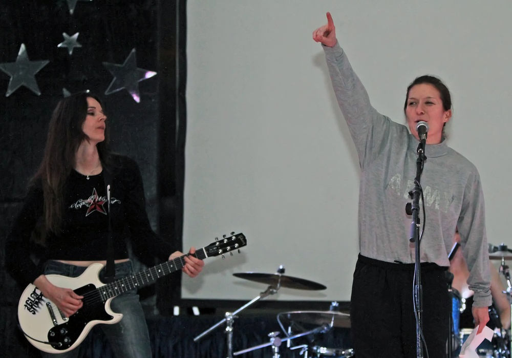 LA's all-female ACDC tribute band has concert first at Q-West