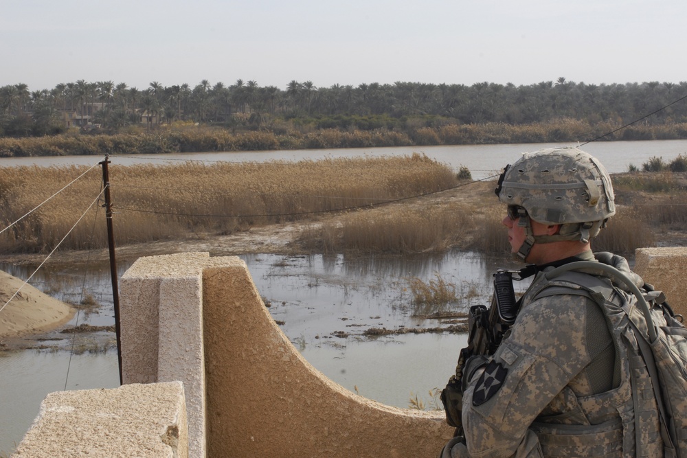 Cavalry Soldiers get a view from above