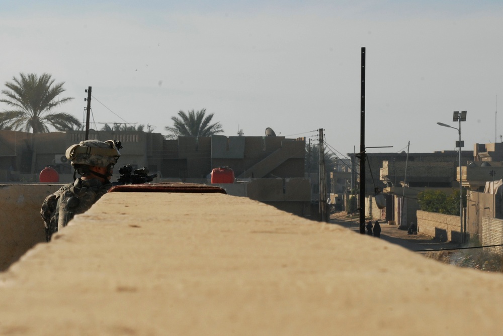 Cavalry Soldiers get a view from above