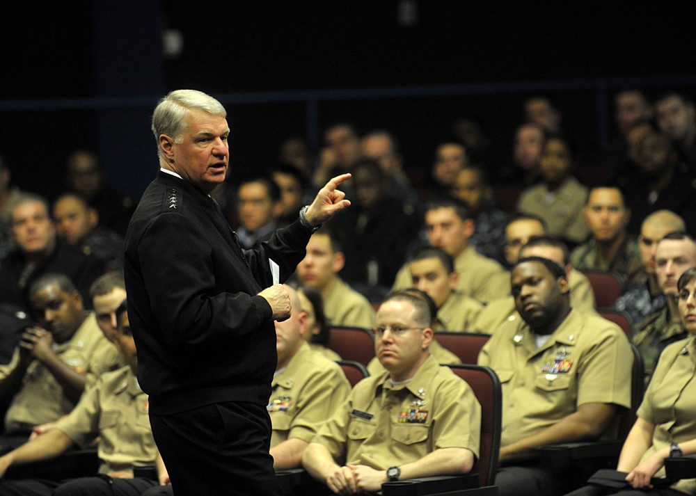 CNO tours, visits sailors
