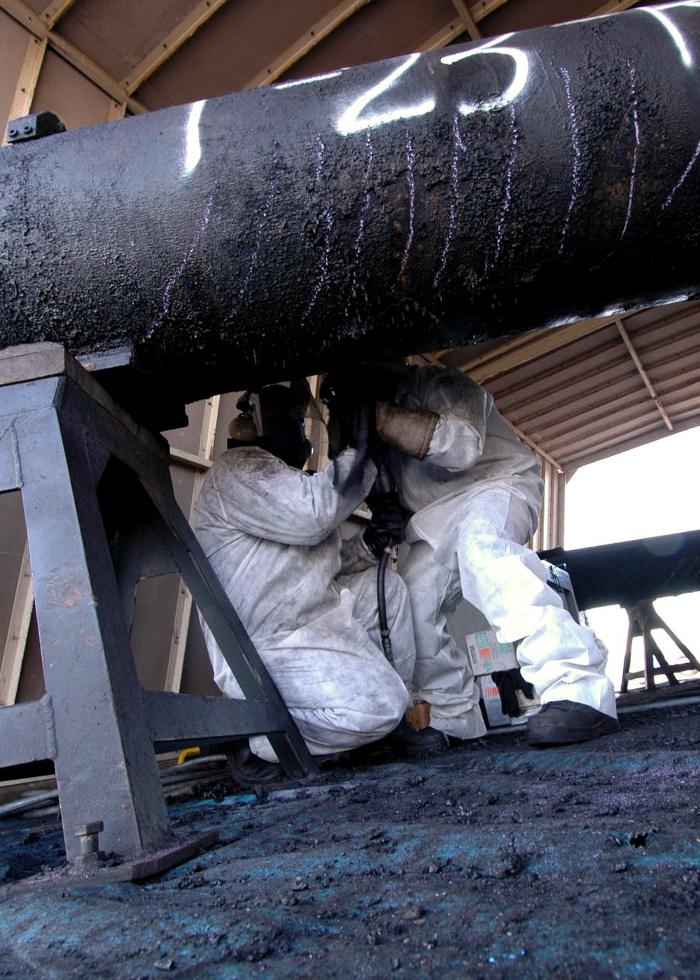 Sailors clean up USS George Washington