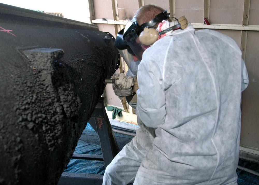 Sailors clean up USS George Washington