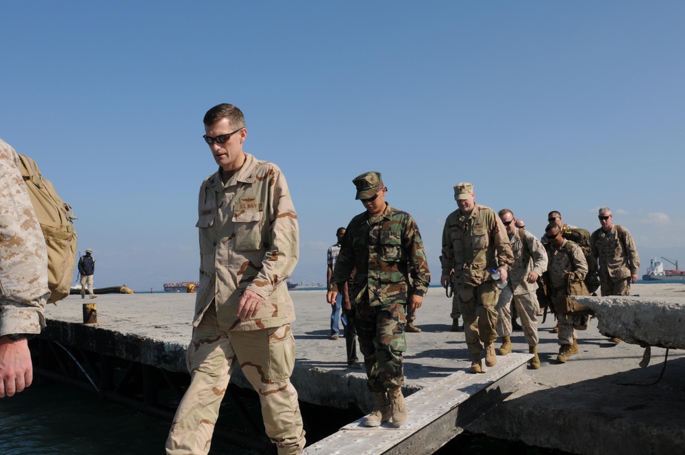 Marine and Navy personnel provide relief to Haitians in Carrefour