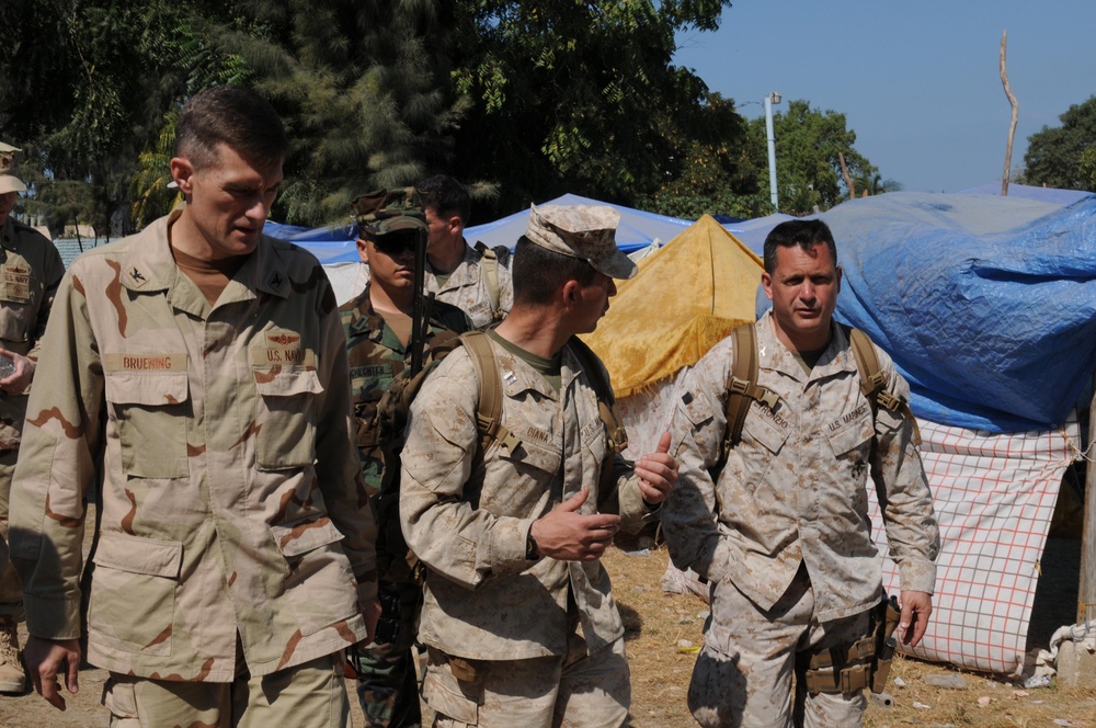 Marine and Navy personnel provide relief to Haitians in Carrefour