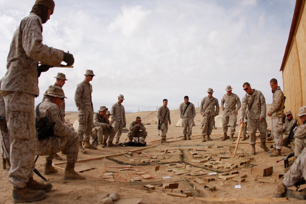 3rd Battalion, 1st Marines, changes focus from sea to desert