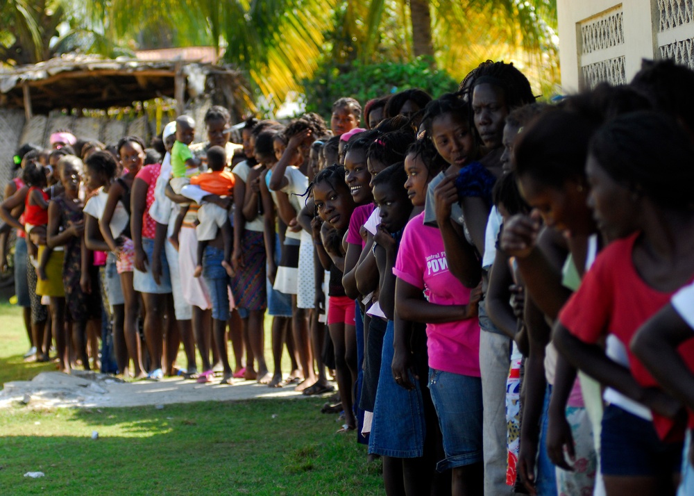 Operation Unified Response, Joint Task Force Haiti, Bataan Amphibious Relief Mission