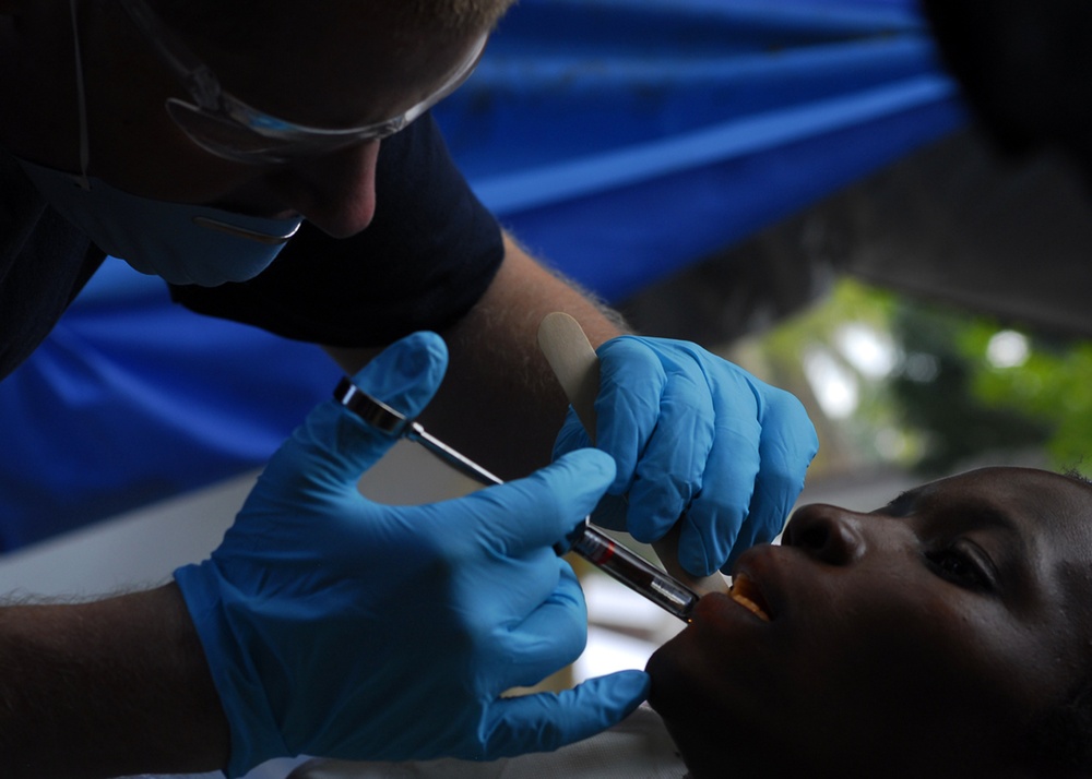 Operation Unified Response, Joint Task Force Haiti, Bataan Amphibious Relief Mission