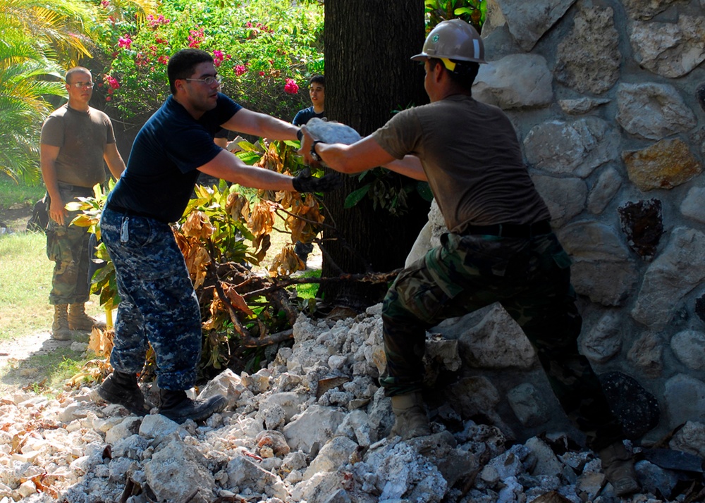 Operation Unified Response, Joint Task Force Haiti, Bataan Amphibious Relief Mission