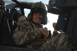 Air Cav crew chiefs given chance to fly in Apache