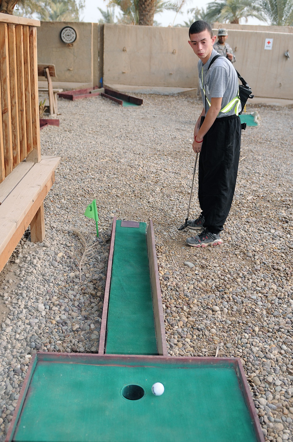 Red Cross sponsors mini-golf tournament