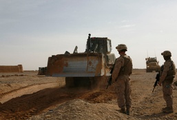 Marine engineers survive Marjah blast, provide bridges and fire support for 1/6