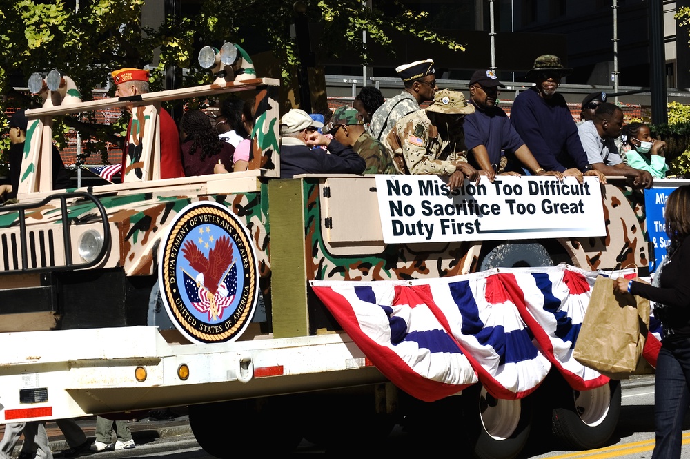 Veterans Administration at Atlanta Veterans Day Parade
