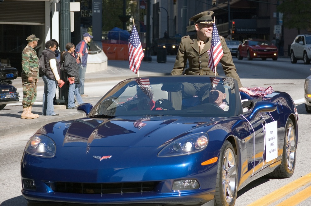 USMC Major Sean LeCave Iraqi Veteran at Atlanta Veterans Day Parade