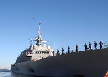 USS Freedom sets out