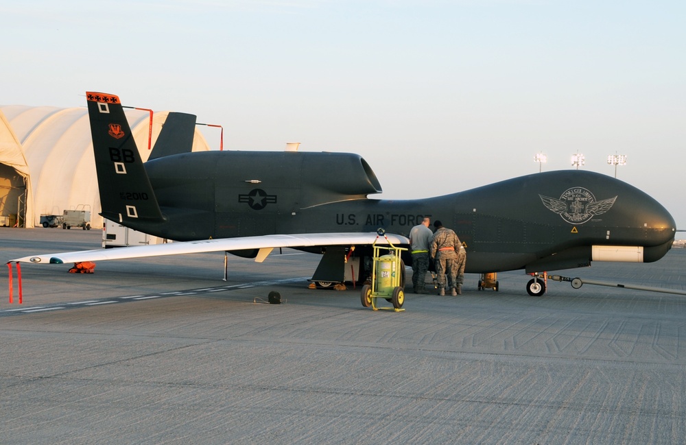 Deployed Global Hawks Surpass 30,000 Combat Flying Hours, 1,500 Sorties