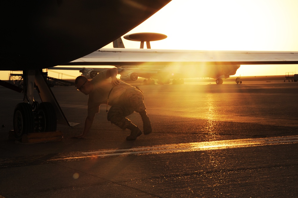 Deployed Global Hawks Surpass 30,000 Combat Flying Hours, 1,500 Sorties