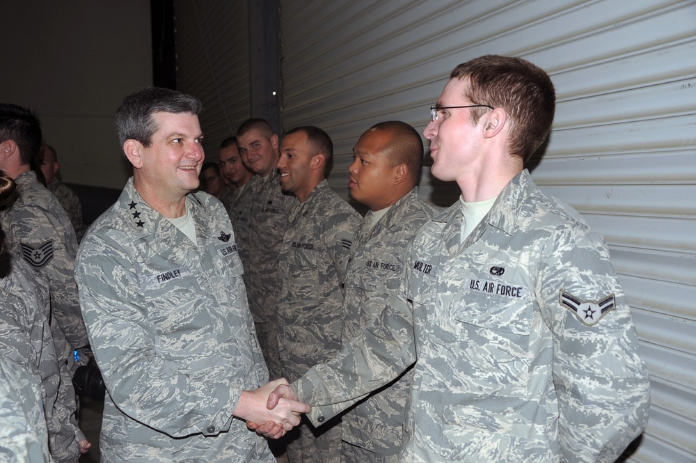 AMC Vice Commander Visits 380th AEW in Southwest Asia