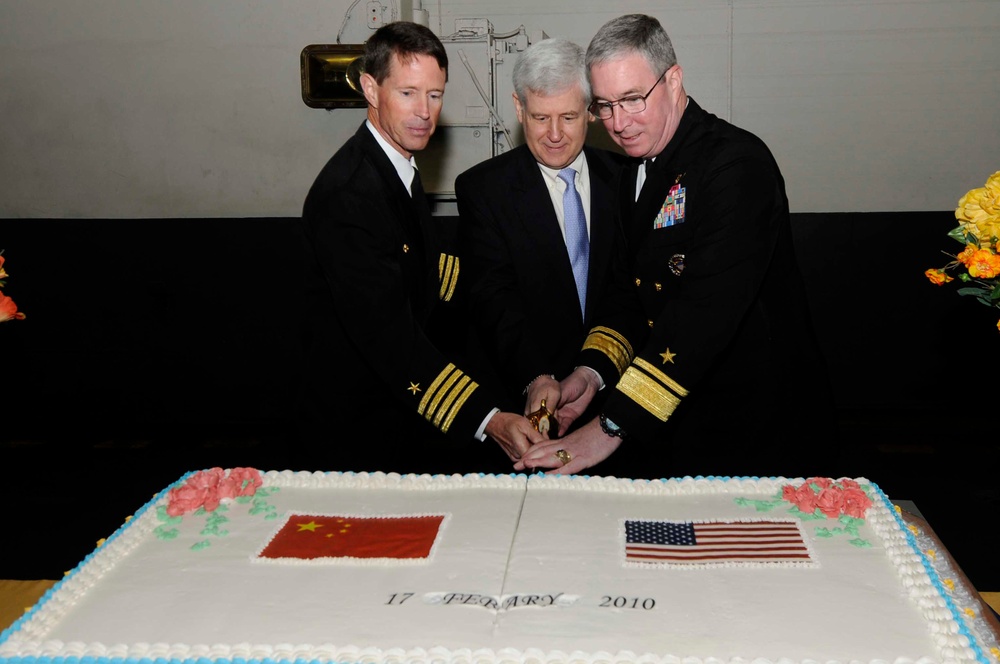 USS Nimitz in Hong Kong