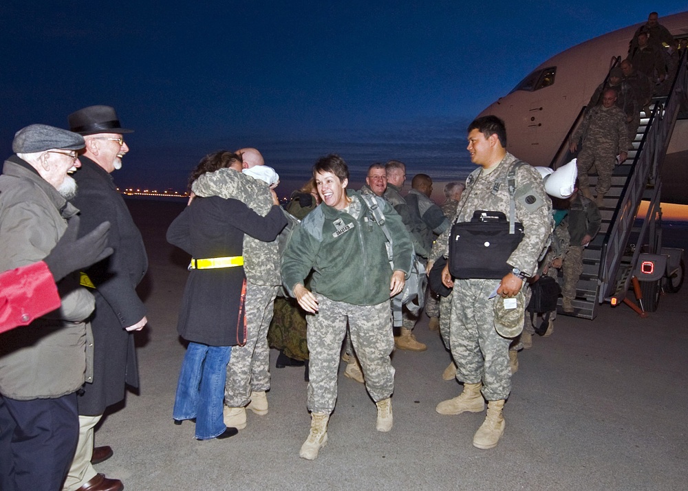 542nd Quartermaster Company returns home from Iraq