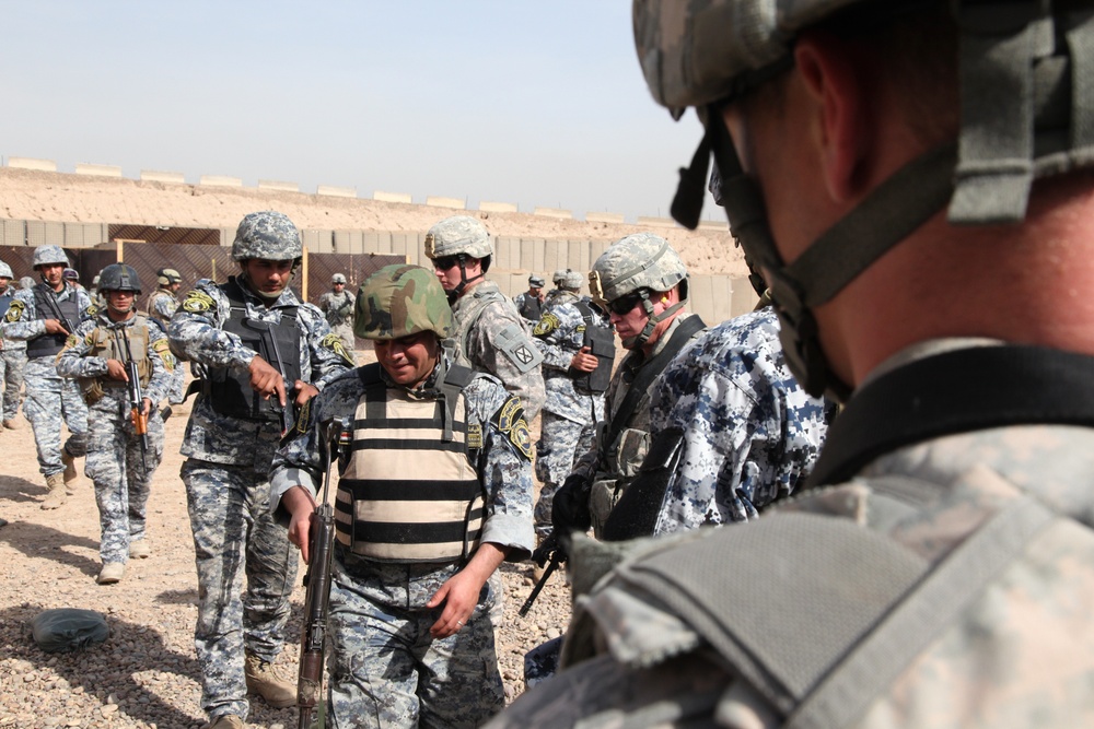 Iraqi police training