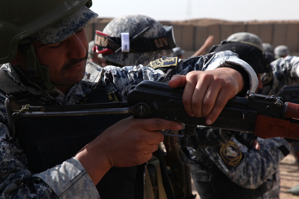 Iraqi police training