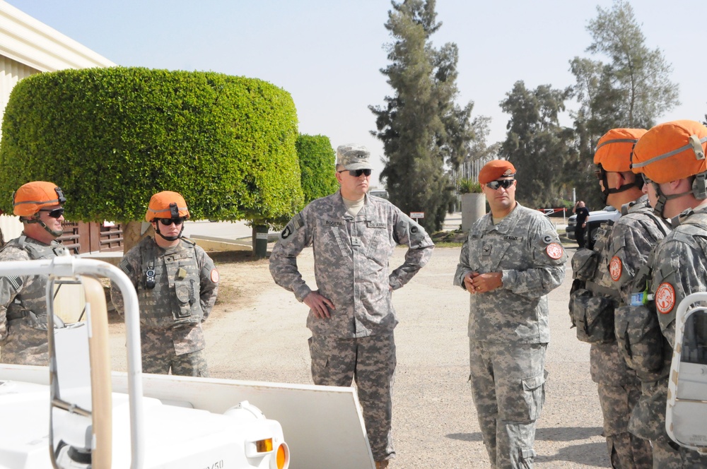 1st TSC Command Team Visits Sinai