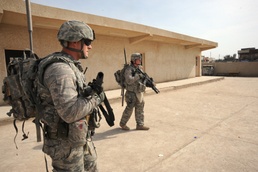 Security Forces Advise Iraqi Police for Elections