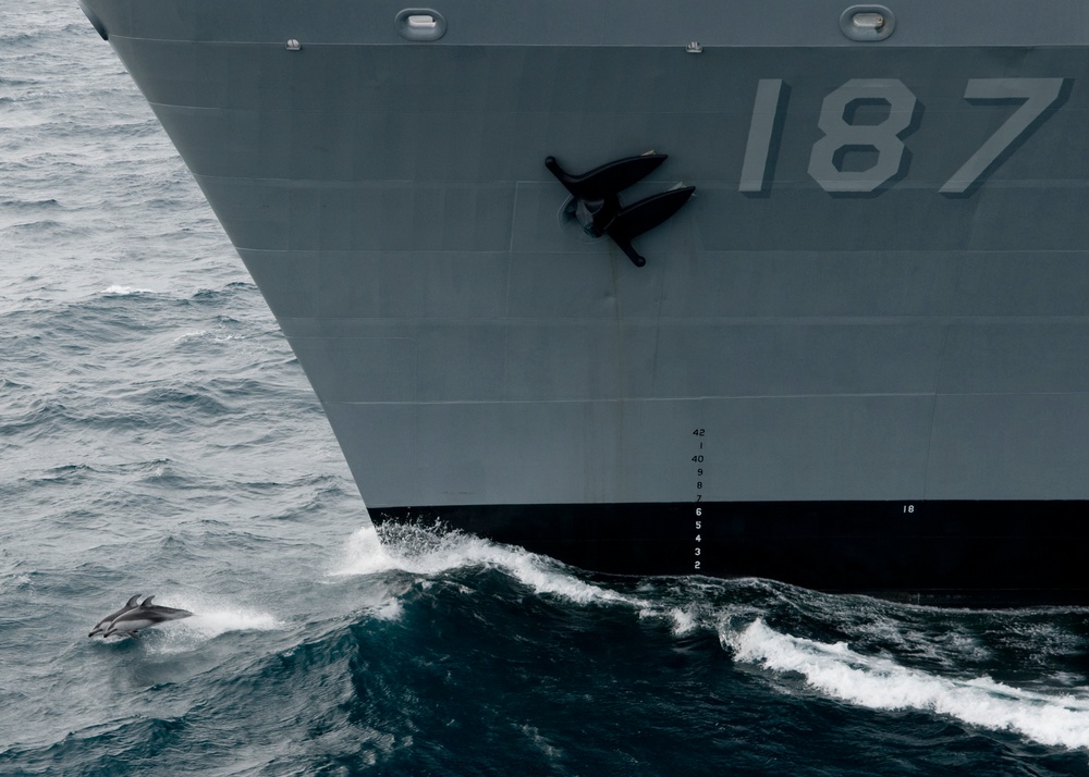 USNS Henry J. Kaiser conducts underway replenishment