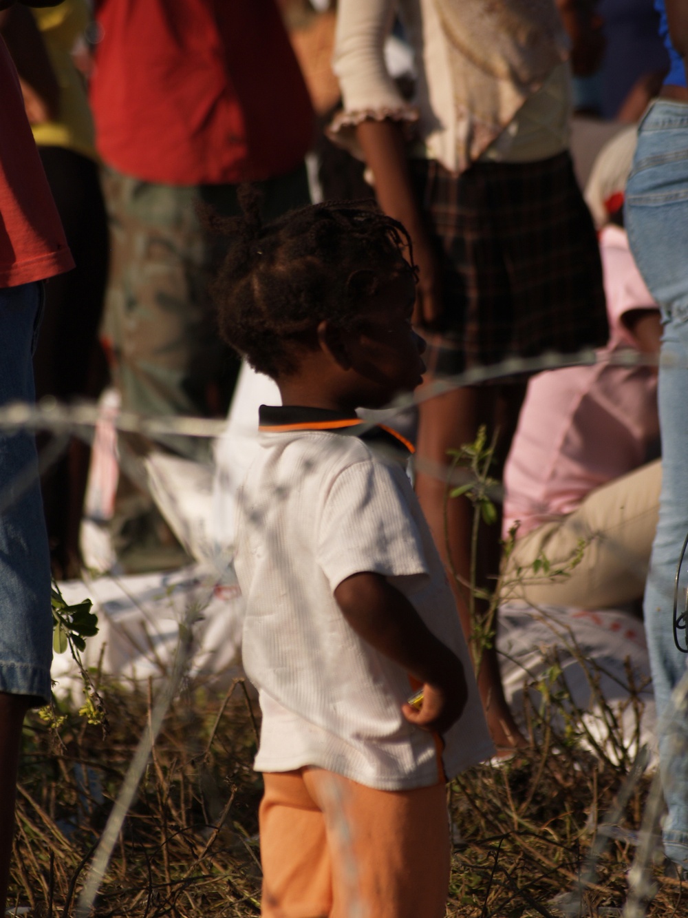 Joint Logistics Command Supports Day 19 of World Food Program Food Distribution in Haiti