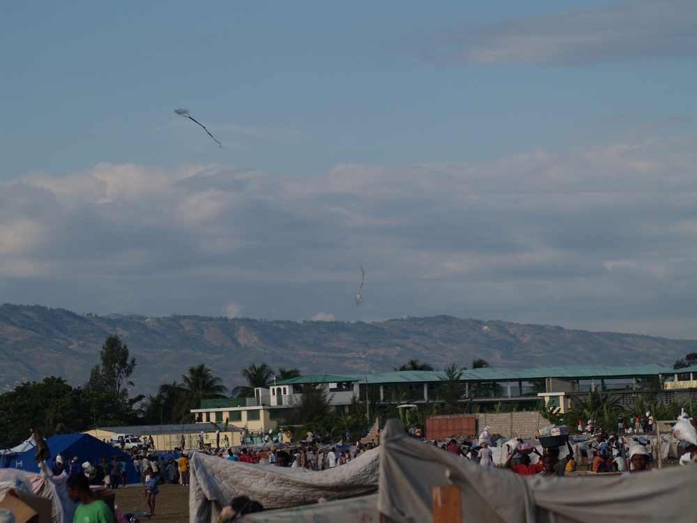 Joint Logistics Command Supports Day 19 of World Food Program Food Distribution in Haiti