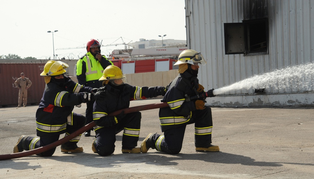 Iraqi firefighters demonstrate their capabilities