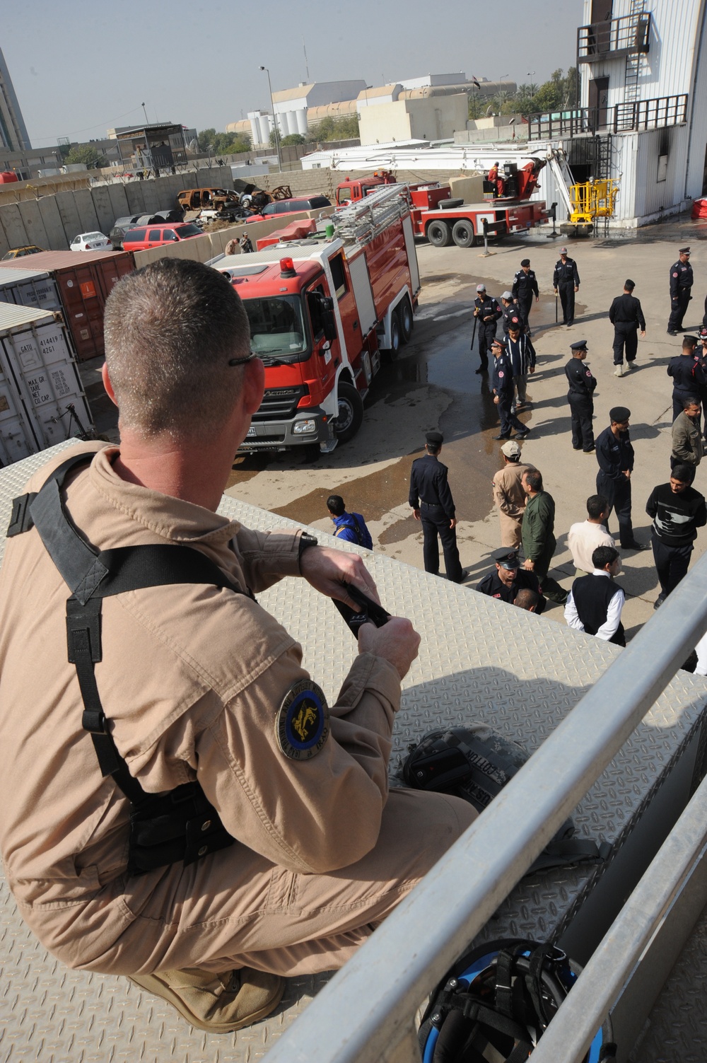 Iraqi firefighters demonstrate their capabilities