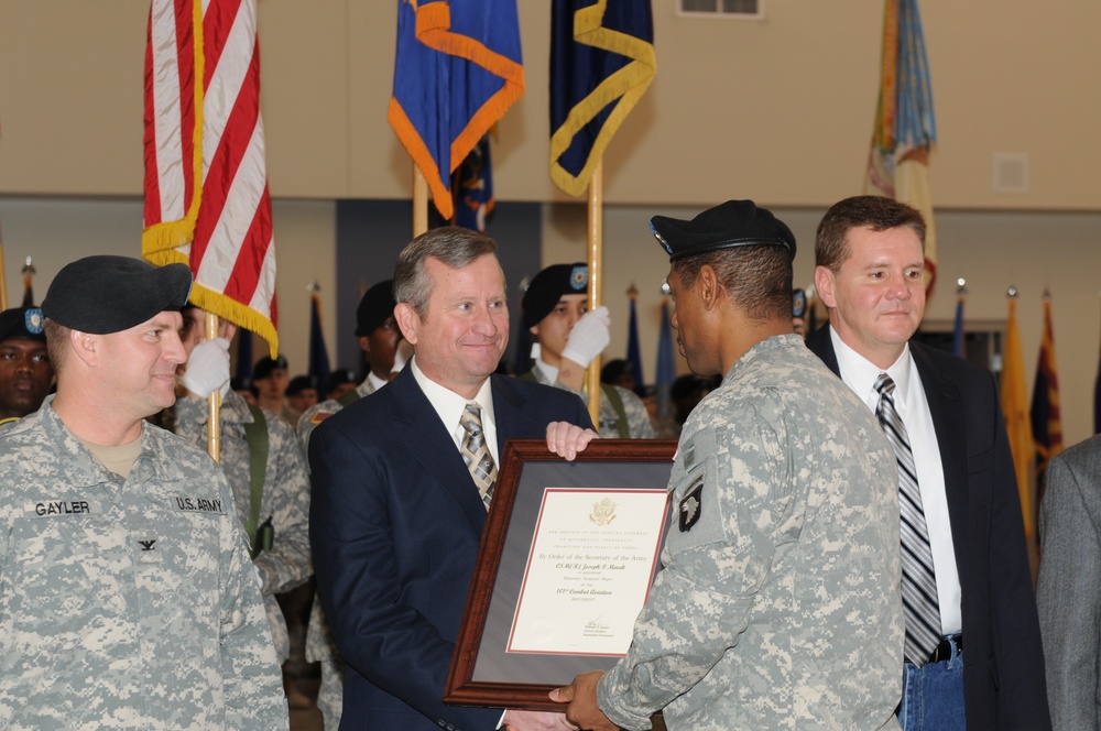 101st Combat Aviation Brigade honors members of regiment