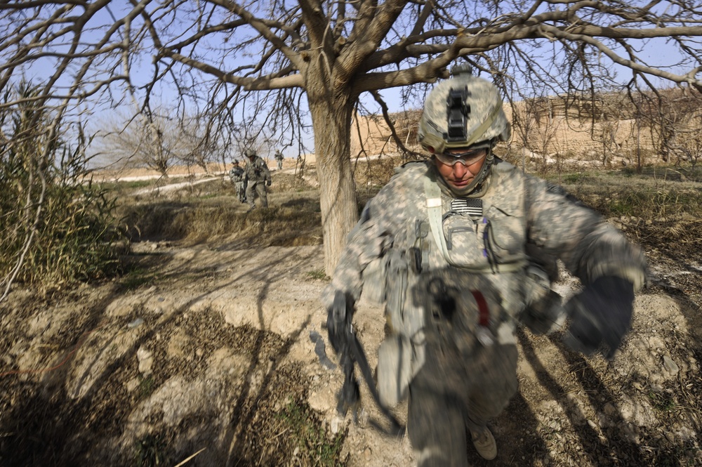 Soldiers continue Operation Helmand Spider