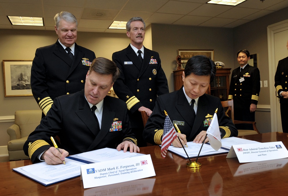 Signing in Washington