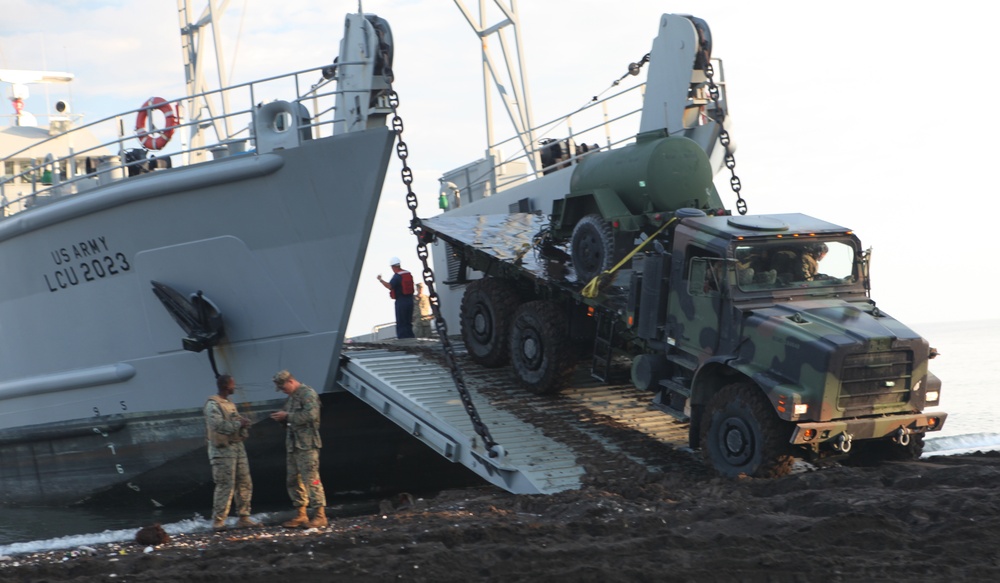 MPF Ships Offered Additional Assets to the 22nd MEU