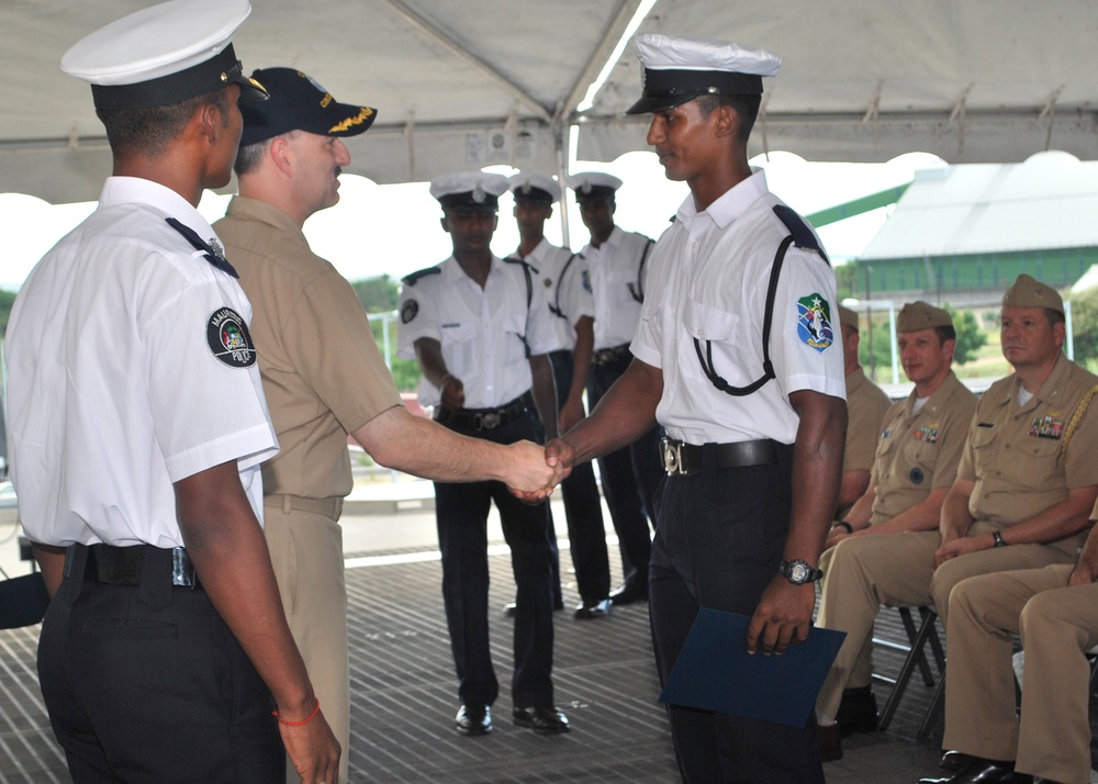 APS East Completes Training in Mauritius